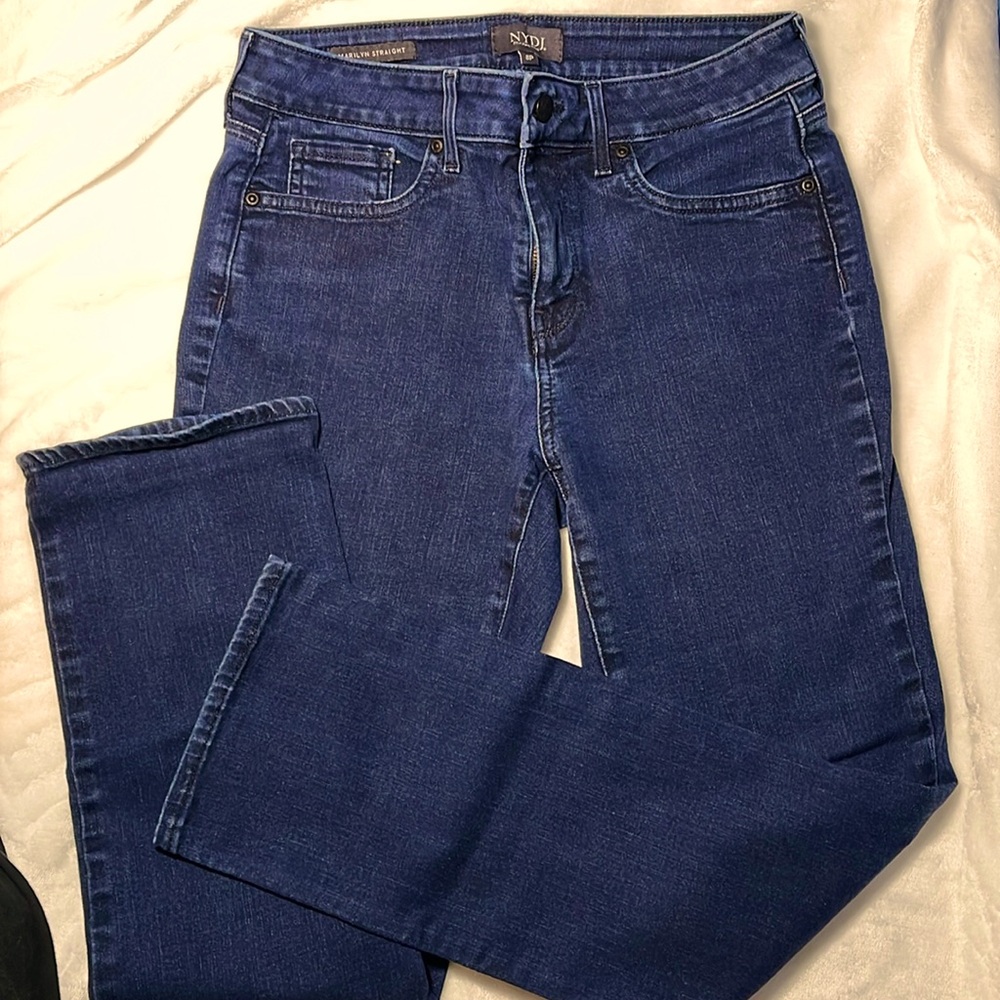 Women’s NYDJ Marilyn Straight LiftXTuck Jeans size 8P